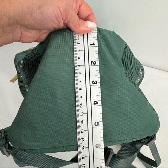 Osprey Daylight Duffle Hiking Backpack Green Unisex - Picture 11 of 13